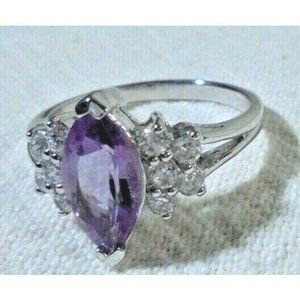 Costume Fashion Jewelry  Womens size 8 Ring amethyst purple cubic zirconia